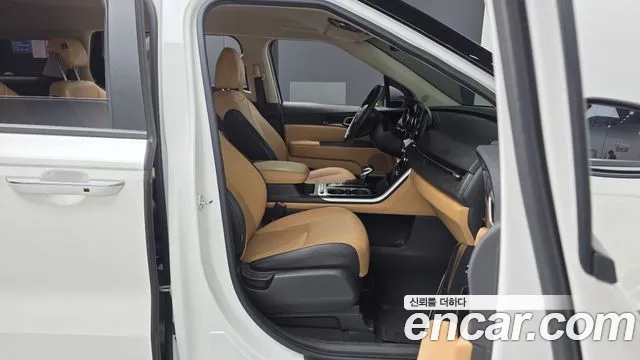 Kia Carnival 2022 thumb 11
