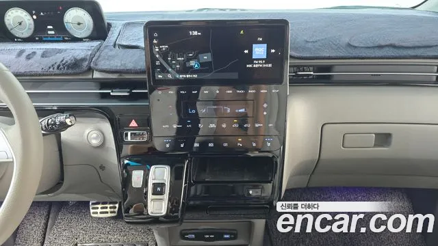 Hyundai Staria 2022 thumb 12