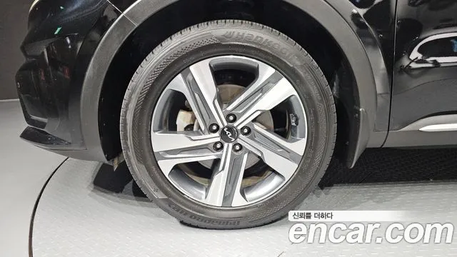 Kia Sorento 2023 thumb 5