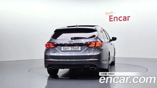 Hyundai i40 2015 thumb 4