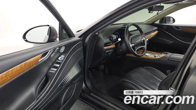 Genesis G80 2022 thumb 10