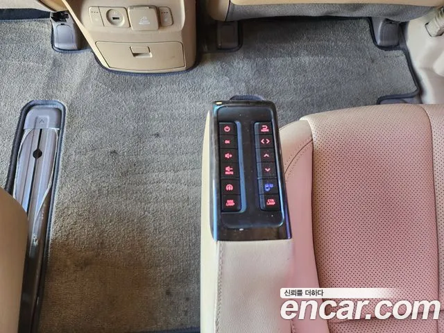 Kia Carnival 2018 thumb 7