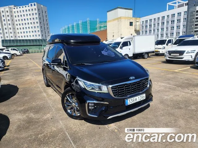 Kia Carnival 2018 thumb 12