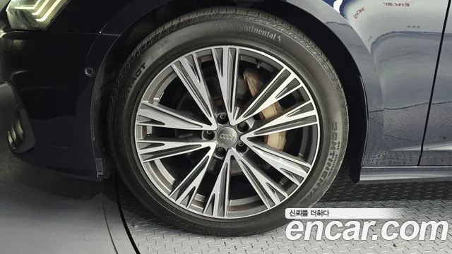 Audi A6 2021 thumb 5
