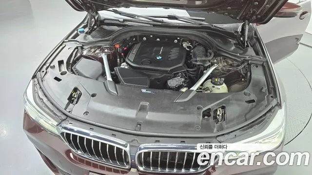 BMW Gran Turismo 2019 thumb 6