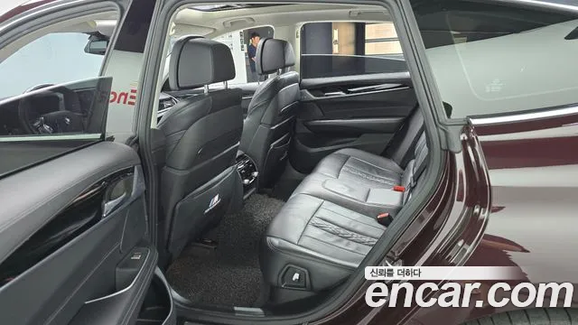 BMW Gran Turismo 2019 thumb 11