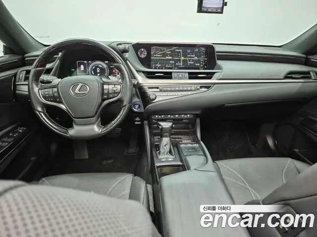 Lexus ES 2020 thumb 7