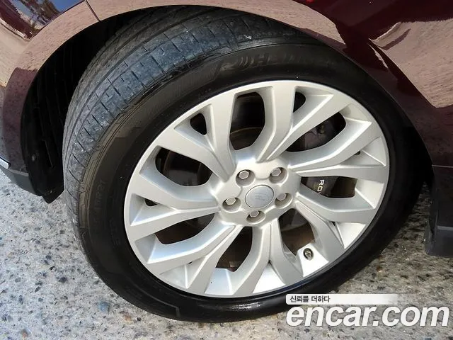 Land Rover Range Rover 2018 thumb 5