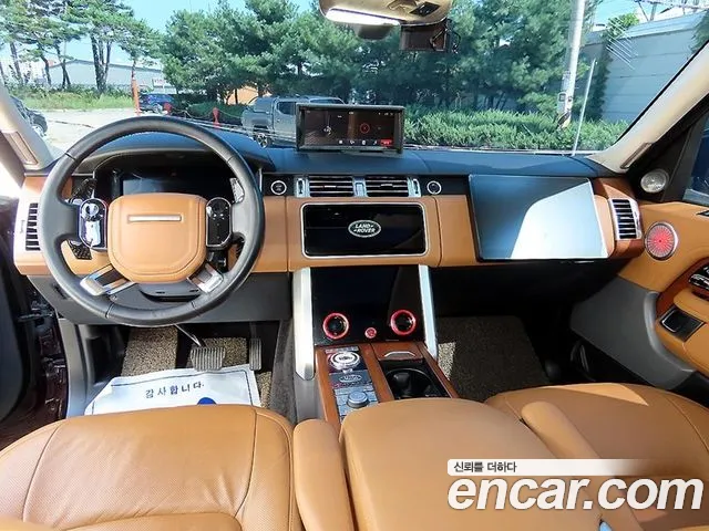 Land Rover Range Rover 2018 thumb 7