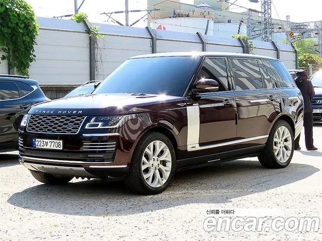 Land Rover Range Rover 2018 thumb 12