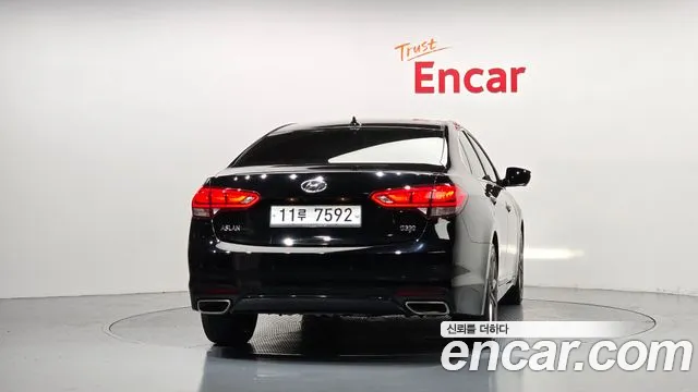 Hyundai Aslan 2015 thumb 4