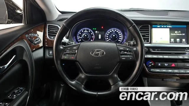 Hyundai Aslan 2015 thumb 12