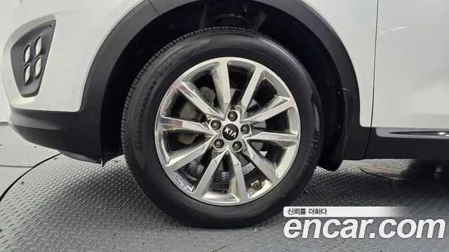 Kia Sorento 2015 thumb 5