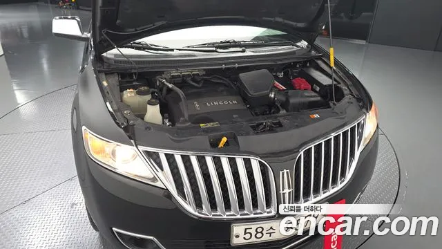 Lincoln MKX 2010 thumb 6