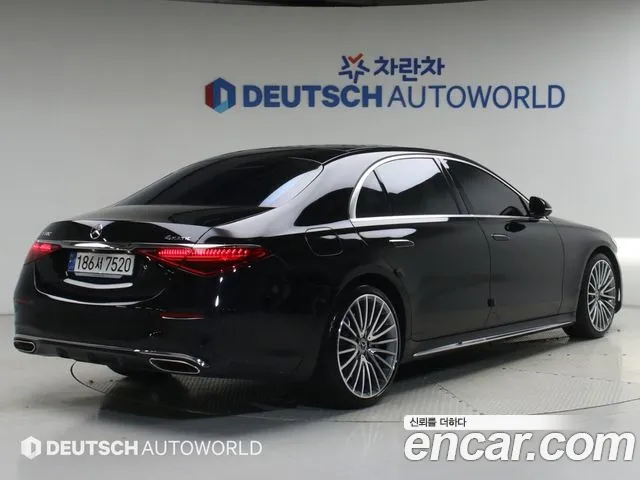 Mercedes-Benz S-Класс 2023 thumb 2