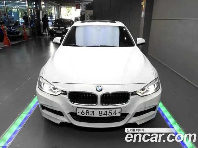BMW 3-Series 2015 thumb 3