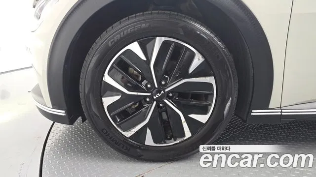 Kia EV6 2022 thumb 5