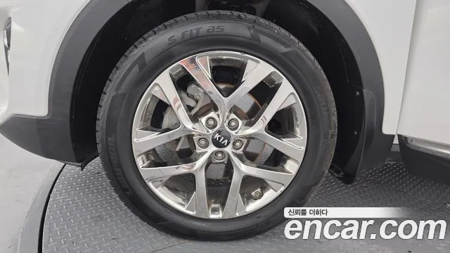Kia Sorento 2019 thumb 5