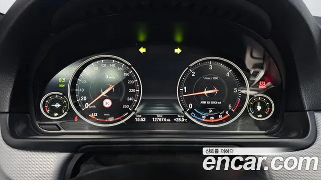 BMW 5-Series 2014 thumb 7