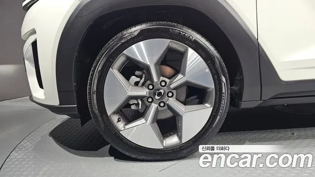 KG_Mobility_Ssangyong Torres 2024 thumb 4