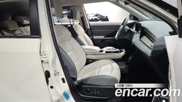 KG_Mobility_Ssangyong Torres 2024 thumb 11