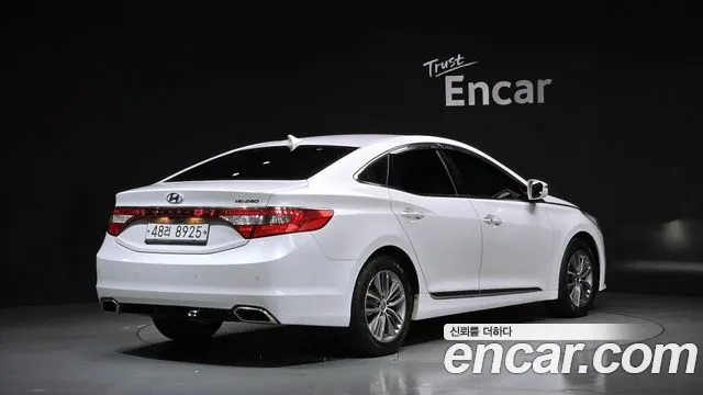 Hyundai Grandeur 2015 thumb 2
