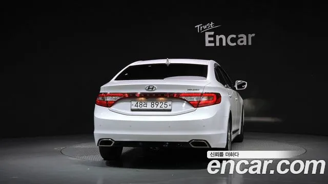 Hyundai Grandeur 2015 thumb 4