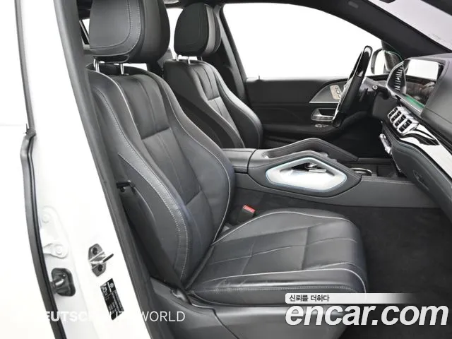 Mercedes-Benz GLS 2023 thumb 10