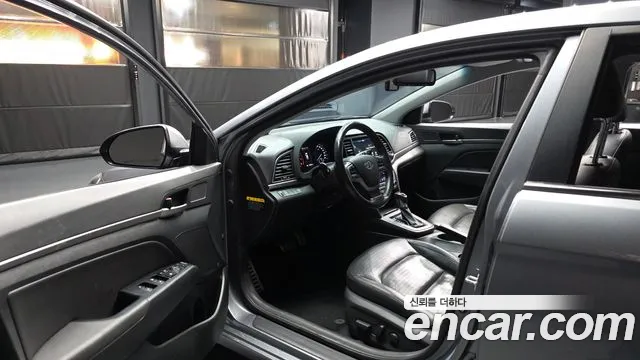 Hyundai Avante 2015 thumb 10