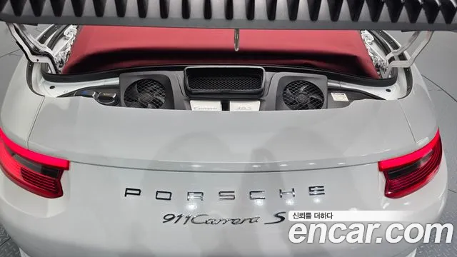 Porsche 911 2016 thumb 5