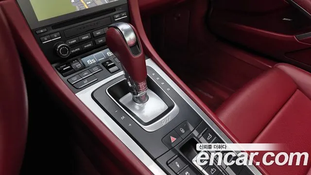 Porsche 911 2016 thumb 8