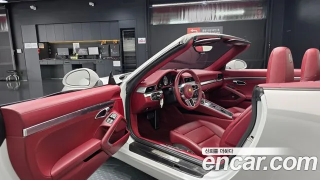 Porsche 911 2016 thumb 9