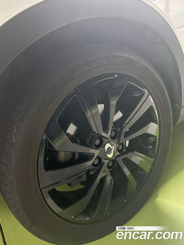 KG_Mobility_Ssangyong TIBOLI 2019 thumb 5