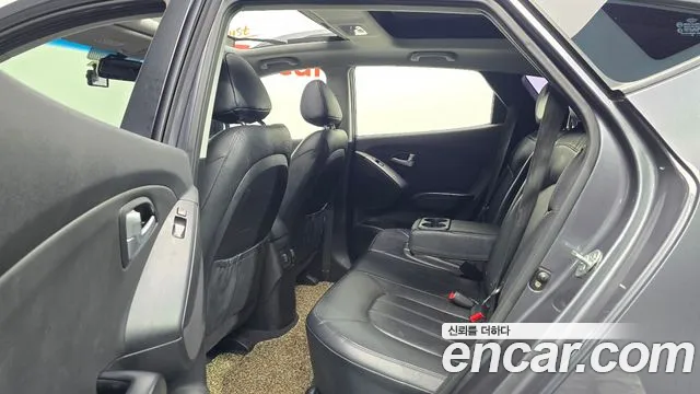 Hyundai Tucson 2013 thumb 11