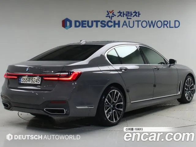 BMW 7-Series 2021 thumb 2