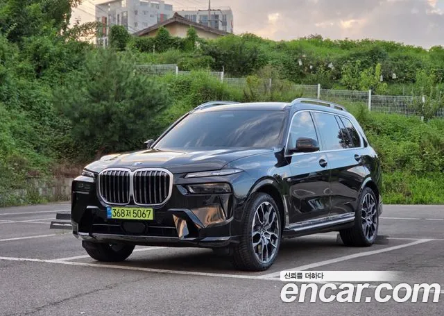 BMW X7 2026 thumb 12