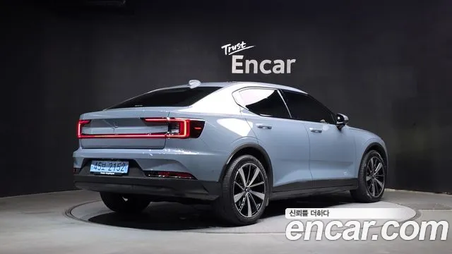Polestar 2 2022 thumb 2