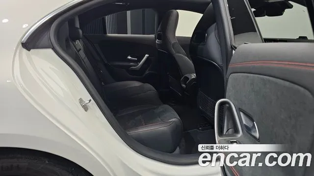 Mercedes-Benz CLA 2023 thumb 11