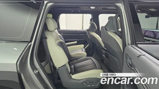 Kia EV9 2023 thumb 11