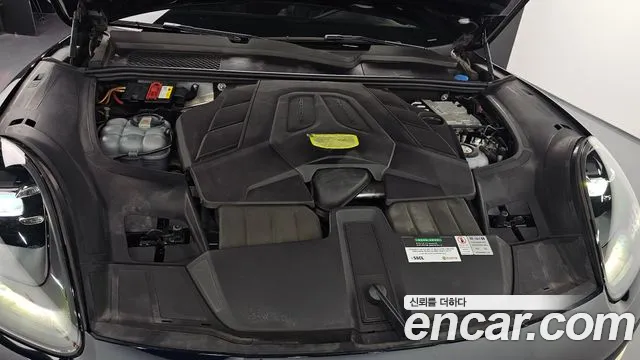 Porsche Cayenne 2020 thumb 6
