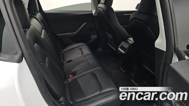 Tesla Model Y 2024 thumb 11