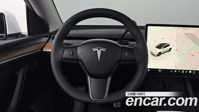 Tesla Model Y 2024 thumb 12