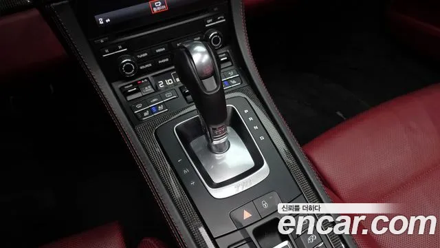 Porsche Cayman 2018 thumb 9