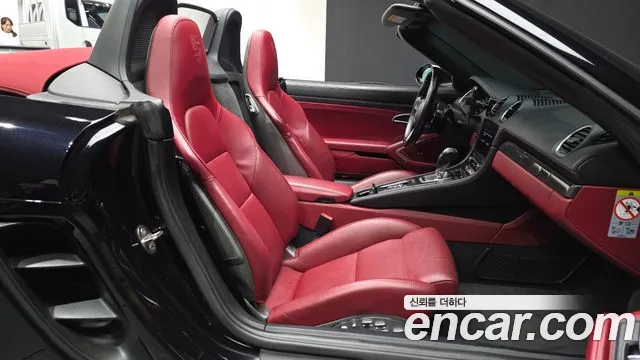 Porsche Cayman 2018 thumb 11
