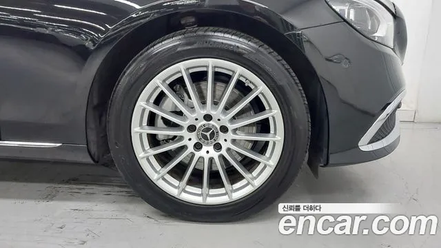 Mercedes-Benz E-Класс 2021 thumb 5