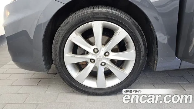 Hyundai Accent 2012 thumb 5