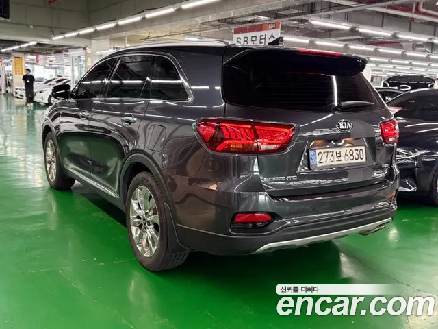 Kia Sorento 2019 thumb 4