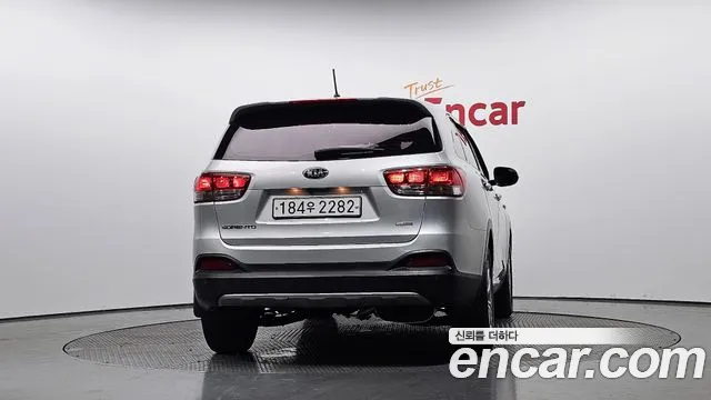 Kia Sorento 2016 thumb 4