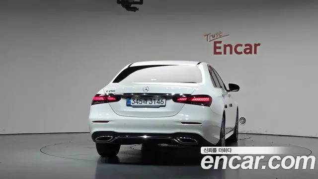 Mercedes-Benz E-Класс 2023 thumb 4