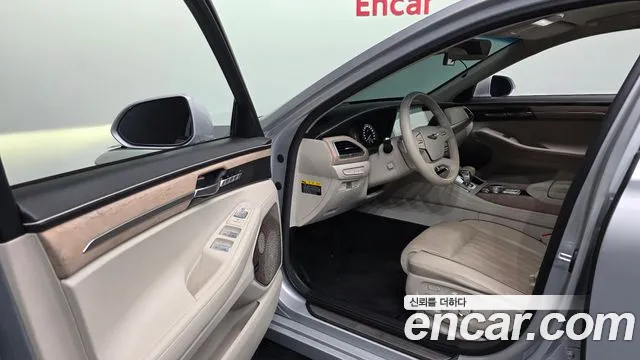 Genesis G90 2019 thumb 10